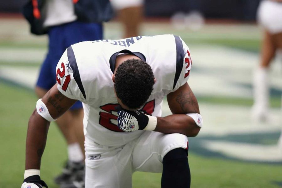 Opinion: NFL Kneeling Protests Are Not Only Legal, but Also Justified